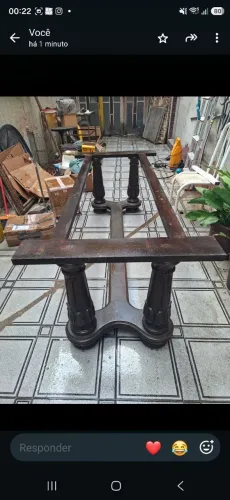 Vendo mesa da base para apoiar o tampo