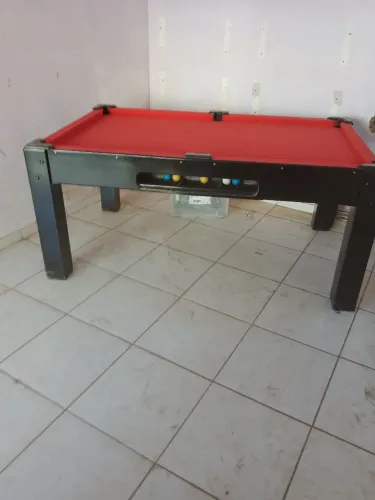 Sinuca semi nova 
