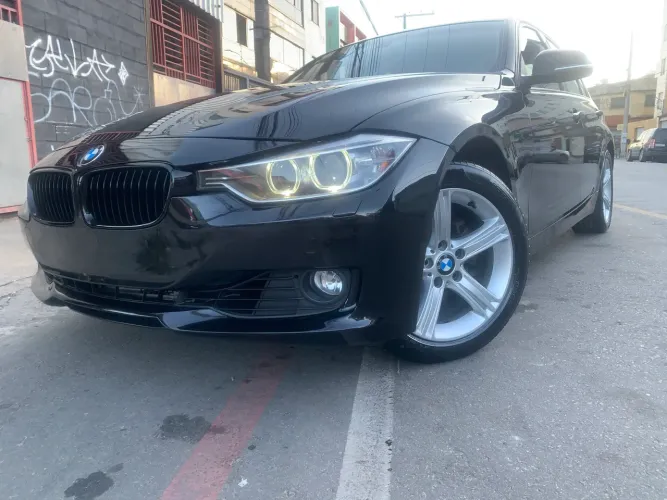 BMW 320I A 2.0 Turbo/activeflex 16V 184cv 4P 2014