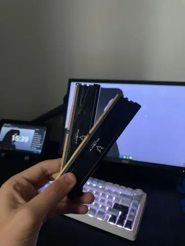 Memória RAM Husky 8GB 3200MHz DDR4