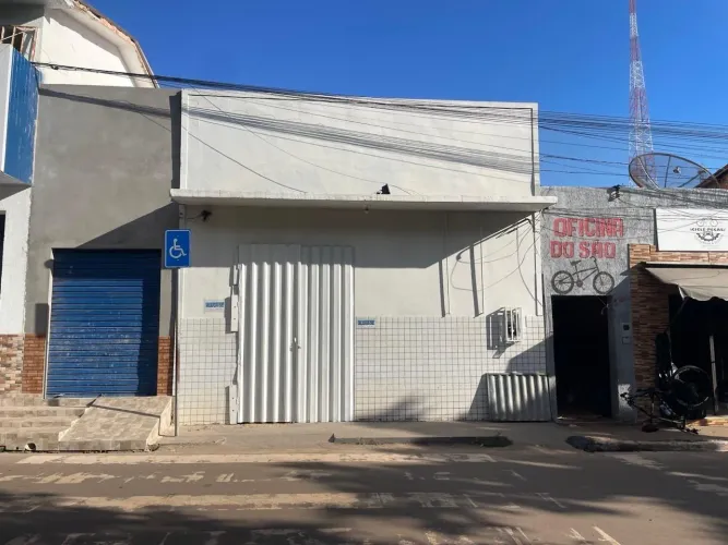 Ponto comercial no centro de VARGEM GRANDE 