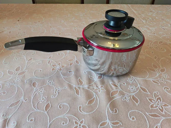 Panela Sauce Pan Royal Prestige 16cm 2qt Com Tampa Nova