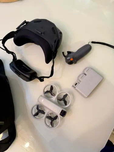 Drone DJI Neo + Óculos Goggles e controle Motion