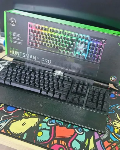 Razer Huntsman V3 Pro (versão Full-Size)