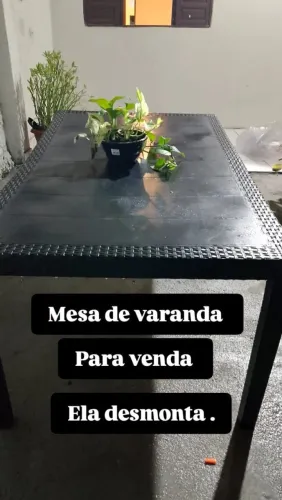 Mesa de jardim