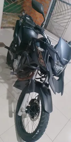 XRE 300 2022 