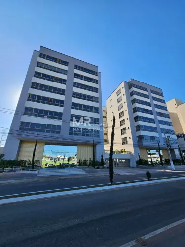 Apartamento todo planejado, de Alto Padrão, com 3 suítes, varanda gourmet, e 170m2, à Vend