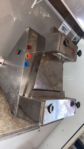 Modeladora    de massas   para  pizzas    valor   nova  1 mês de uso
