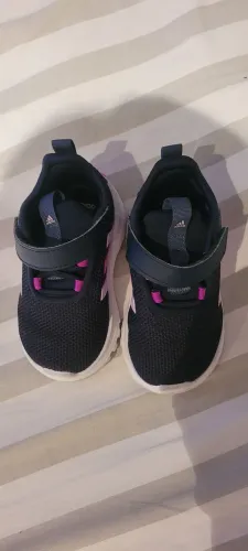 Tênis infantil menina Adidas