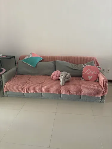 Sofá grande 3 lugares