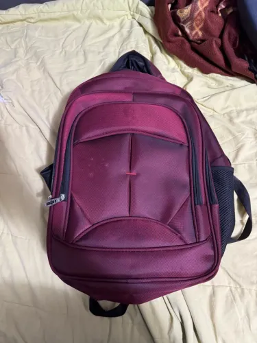 Mochila Escolar / Notebook Vinho - Espaçosa com Vários Compartimentos