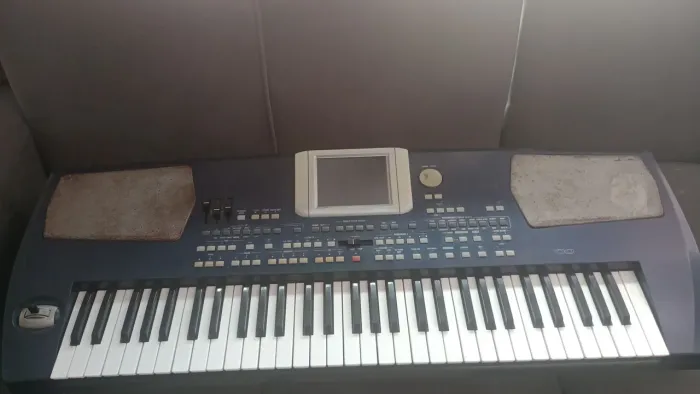 Teclado Korg PA 500