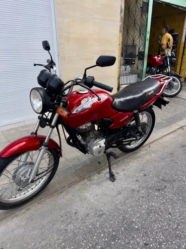 VENDO OU TROCO TITAN/125
