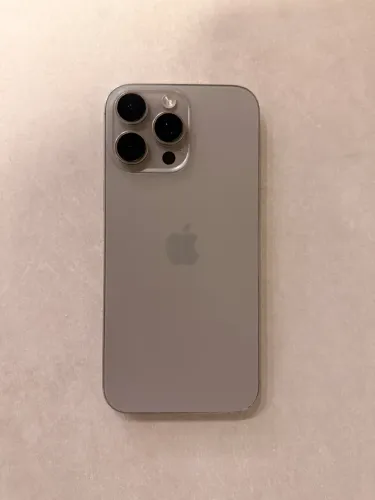 IPHONE 16 PRO MAX