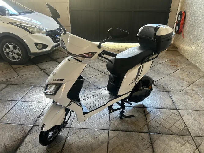 Moto elétrica KLOSS HIT