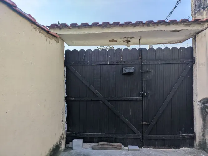 Vendo este portão por apenas R$ 700