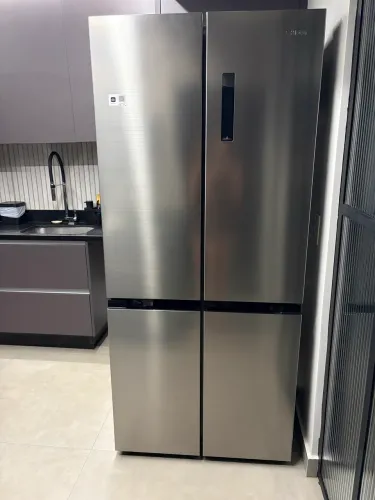 Geladeira BIVOLT Frost Free 4P 474L Inverter Smart cor Inox Midea