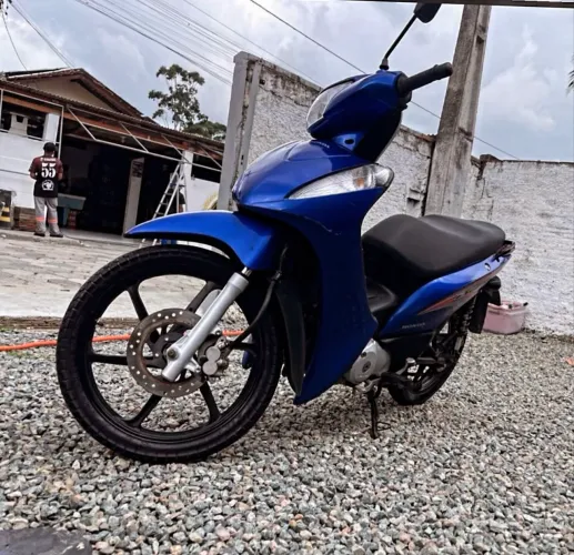 Biz 125 com partida 2017