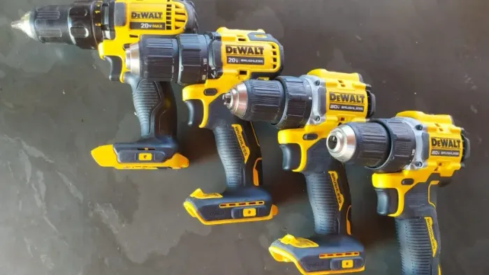 Furadeiras/Parafusadeiras de impacto 20V (DeWALT)