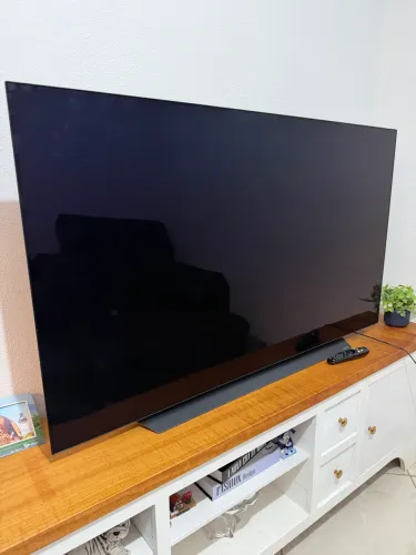 TV LG Oled 65 polegadas perfeita