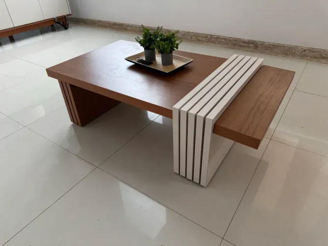 Vende-se Mesa de Centro em MDF