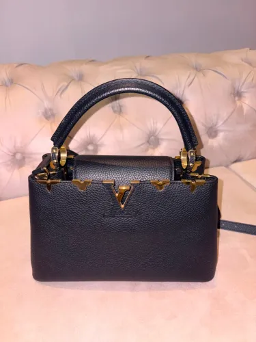 Bolsa Louis Vuitton - Capucines MM