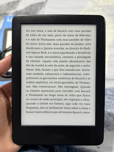 Kindle Amazon 10ª Geração com Luz Embutida