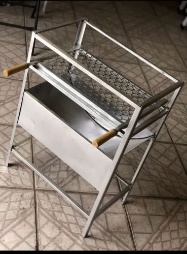 CHURRASQUEIRA MÉDIA