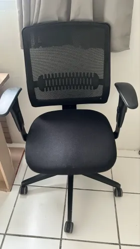 Cadeira de escritório ou estudo - Flexform - modelo uni