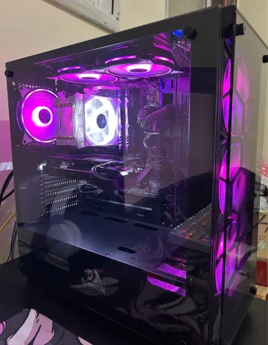 PC GAMER: ÓTIMO ESTADO.