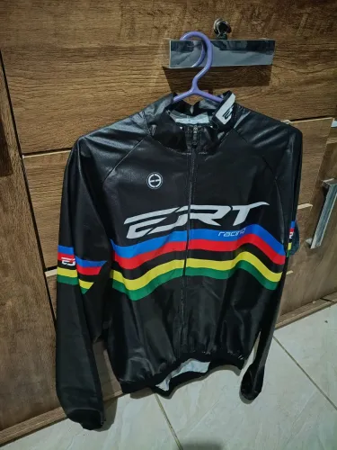 Jaqueta corta vento ert tamanho P
