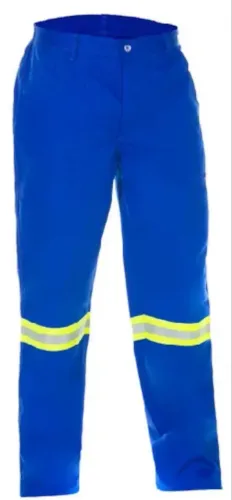Calça com faixa refletiva