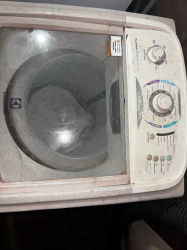 Máquina de Lavar Electrolux 10 kg (com defeito)