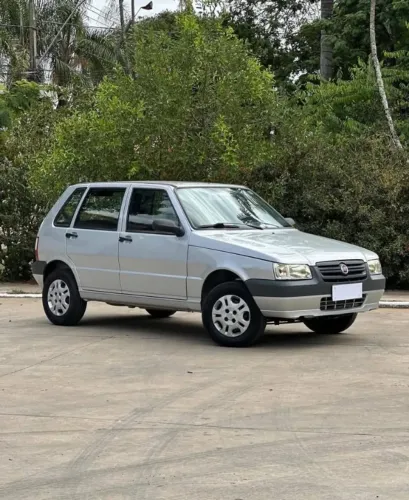 Fiat Uno Mille Celeb. WAY Econ. 1.0 F.flex 4P 2011