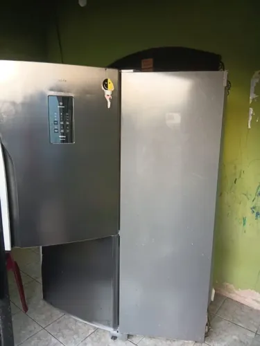 Vendo geladeira