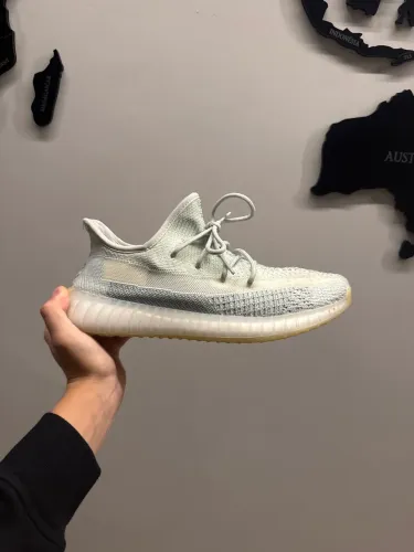 Yeezy 350 V2 Hyperspace - Tam. 41/42