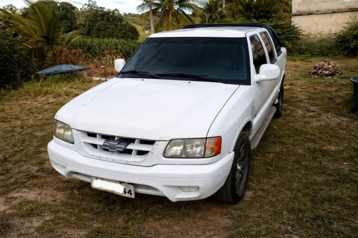 Chevrolet S10 Pick-up Std. 2.2 MPFI CD 2000