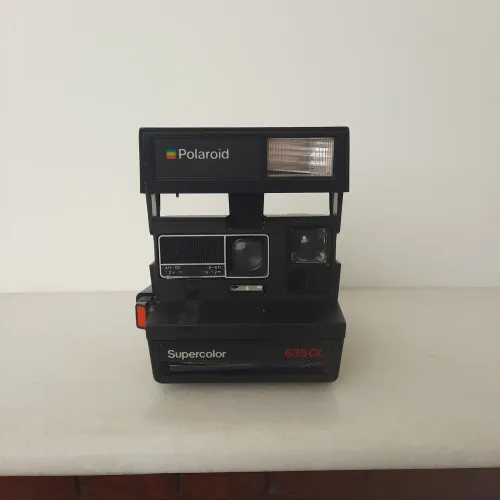 Polaroid supercolor 635 cl preta