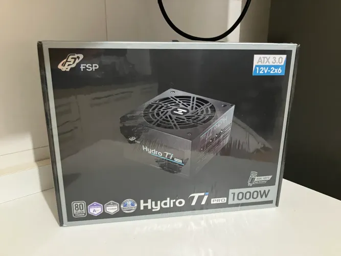 Fonte FSP Hydro Ti PRO 1000W Titanium - Nova