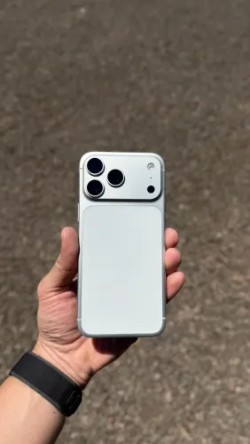iPhone 17 Pro Max Silver 256GB, Seminovo Garantia Apple até Junho/2027