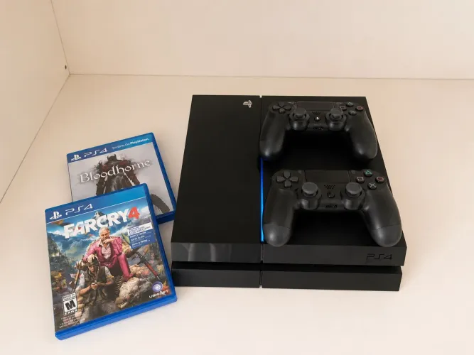 Vendo ou troco PS4