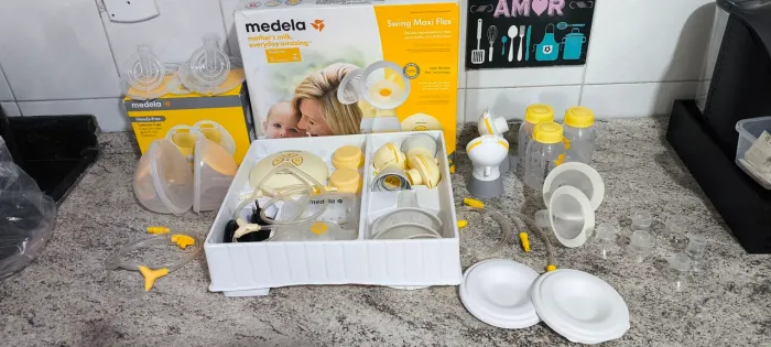 Medela Swing Maxi Flex Dupla + Hands-Free + Kit Completo