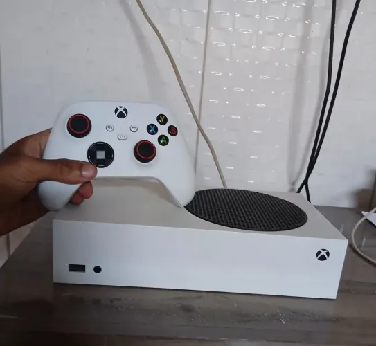 XBOX SERIES S + CONTROLE + JOGOS