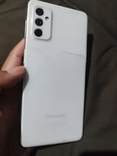 Samsung Galaxy M52 5G 128GB 6+6GB RAM único detalhe e a trinca na tampa funcionando normal