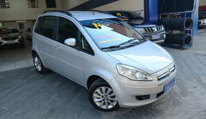 Fiat Idea Attractive 1.4 Fire Flex 8V 5P 2014