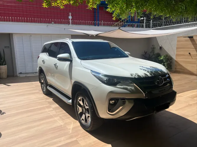 Toyota Hilux SW4 SRX Diamo. 4X4 2.8 TB DIE AUT 2020