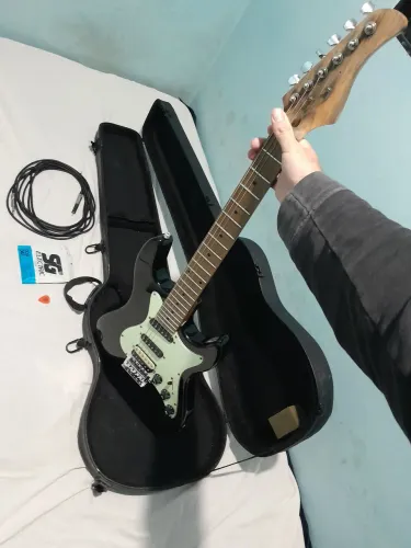 BARBADA!Guitarra Memphis +Case KGB