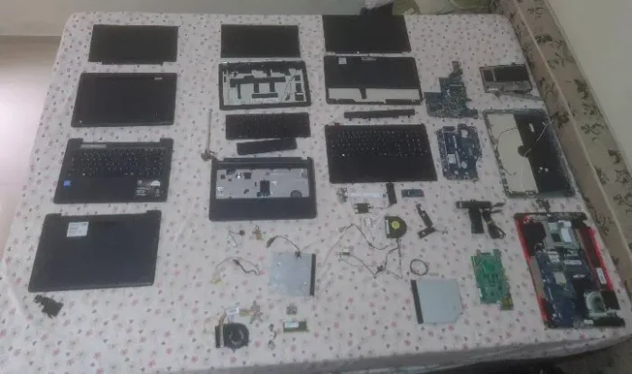 Péças e Acabamentos Para Notebooks