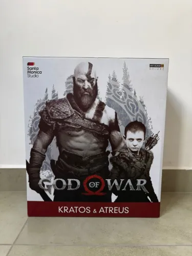 Estátua De Kratos E Atreus God OF War (original)