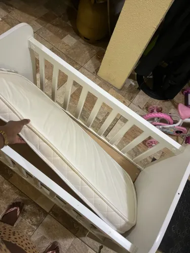 MINI BERÇO EM EXCELENTE ESTADO